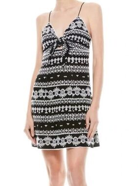 Alice + Olivia Roe Embroidered Tie-Front Halter Mini Dress Size 4